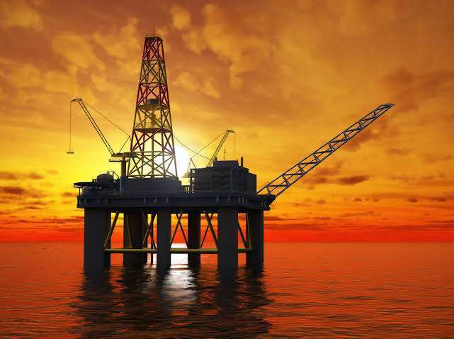 استقرار أسعار النفط والتركيز ينصب على التوترات في الشرق الأوسط