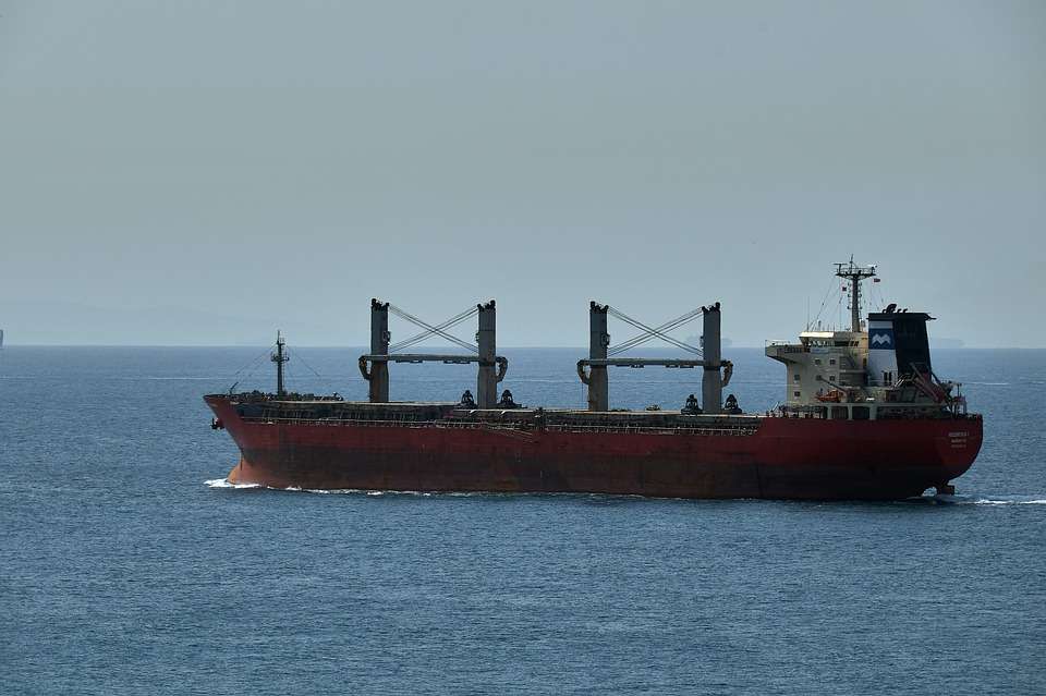 Oil traded flat as surge in US inventories countered ship attack