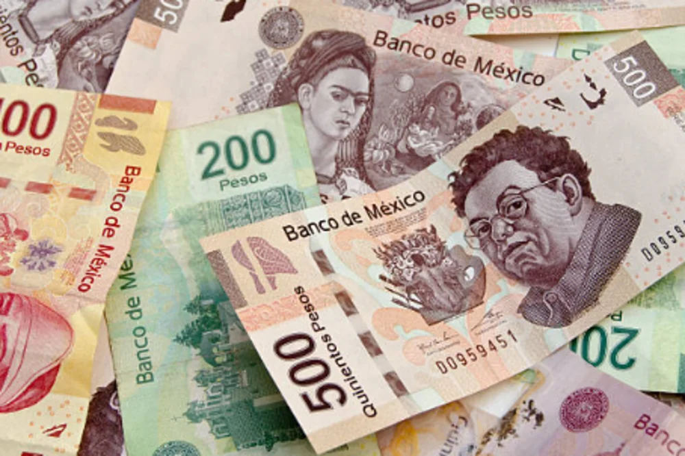 ارتفاع البيزو المكسيكي (USDMXN) ، مع رفع بنك المكسيك (BdeM) أسعار الفائدة بمقدار 75 نقطة أساس