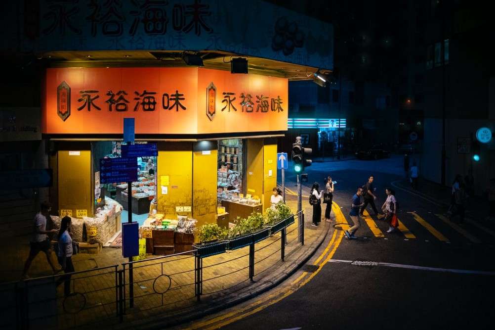 سوق الأسهم الآسيوية: تواجه المؤشرات اضطرابًا مع تدهور مزاج السوق وتراجع النفط